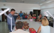 в учебно-выставочном комплексе крымского центра ремёсел прошёл конкурс на участие в осенней выставке "Подарки 2019" - фото - 6